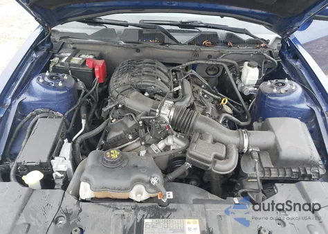 2014 Ford Mustang V6 Premium from USA, damaged, VIN 1ZVBP8AM4E5282543